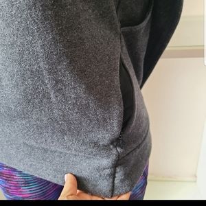 Lululemon Endeavor Sweatshirt Open back